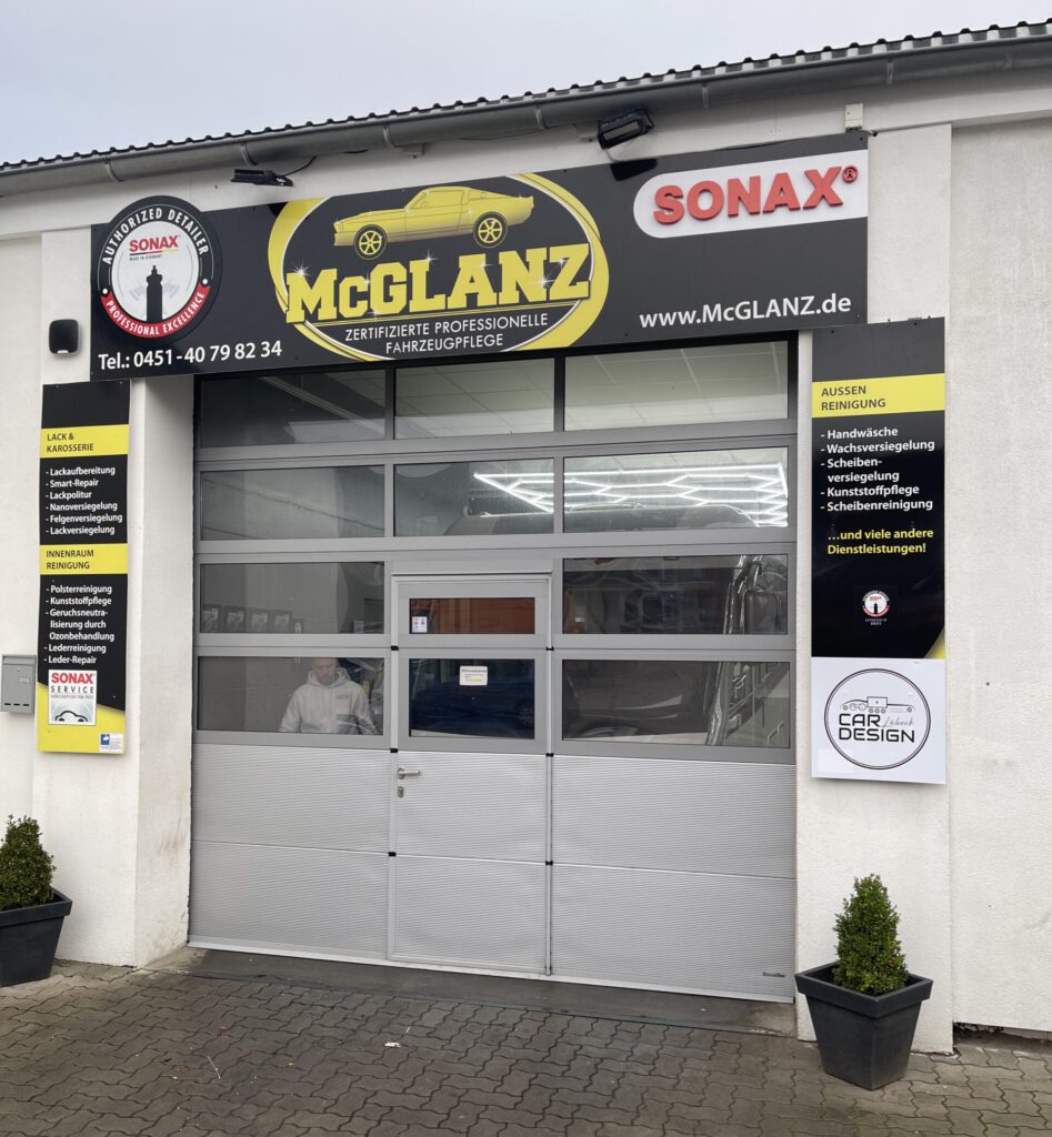 Car Design Lübeck - Audio- und Navigationssysteme, Auto Ambieten und mehr in Lübeck